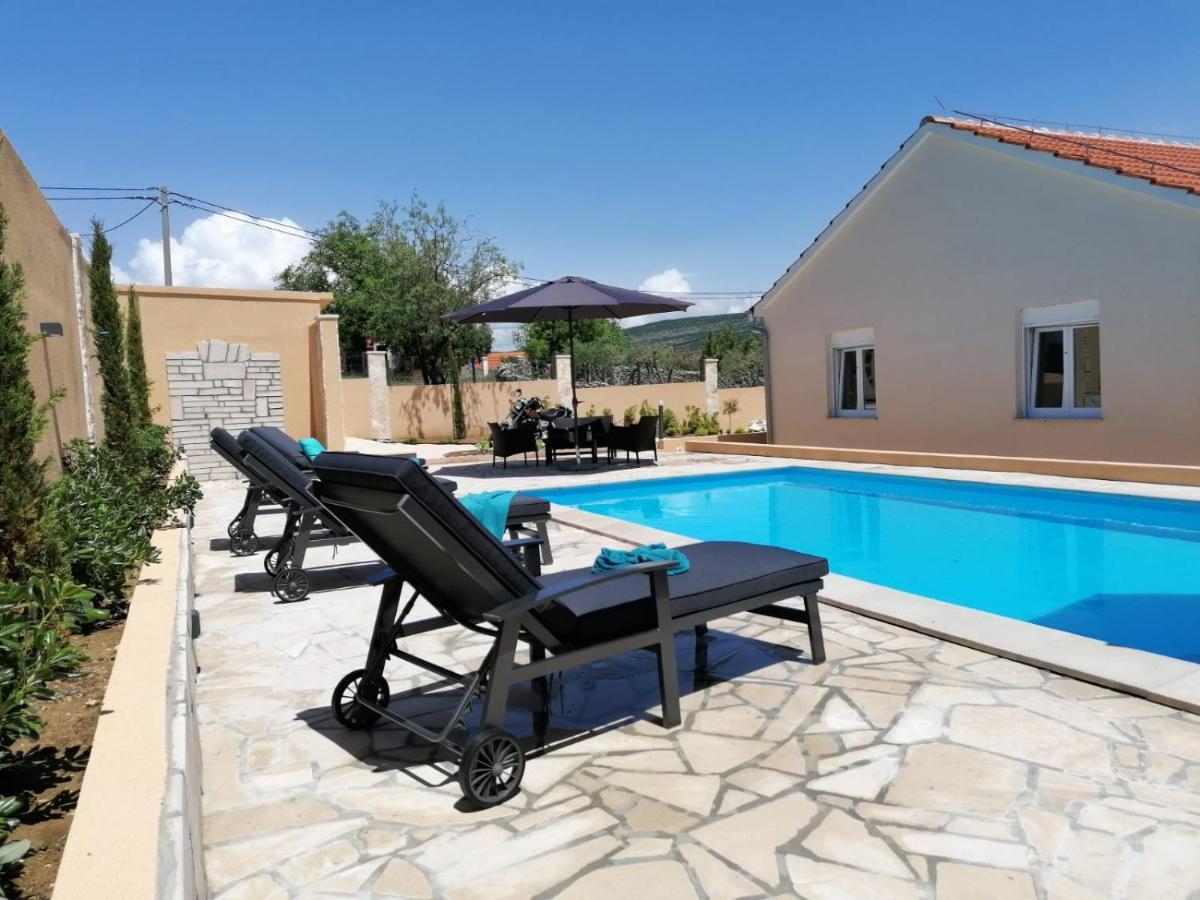 Villa Mir Pridraga Экстерьер фото